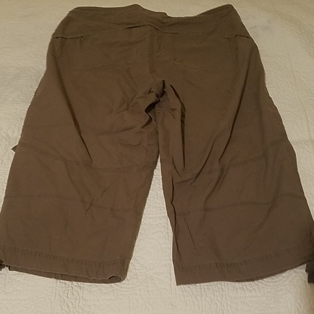 Nike Capri Cropped Pants - Picture 6 of 7